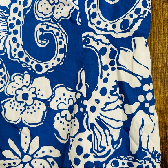 💙 Lilly Pulitzer Marianne Shift Dress Blue Seahorse Print w/ Grid Eyelet Size 4 - Picture 2 of 8